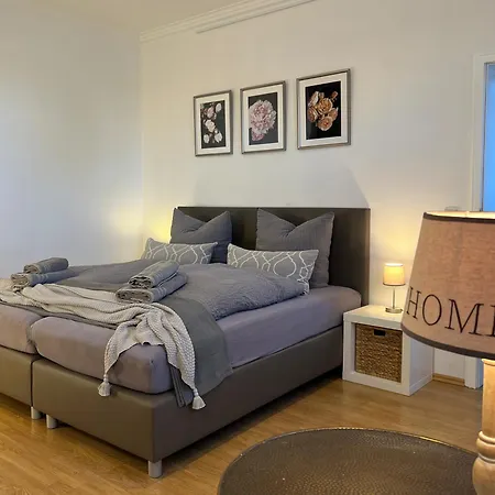 Intergo - Mit Privatem Bad & Gemeinschaftskueche 3*