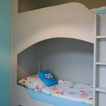 Intergo - Mit Privatem Bad & Gemeinschaftskueche 3*