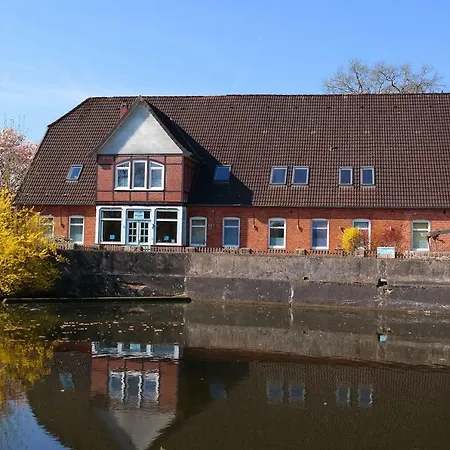 Intergo - Mit Privatem Bad & Gemeinschaftskueche 3*